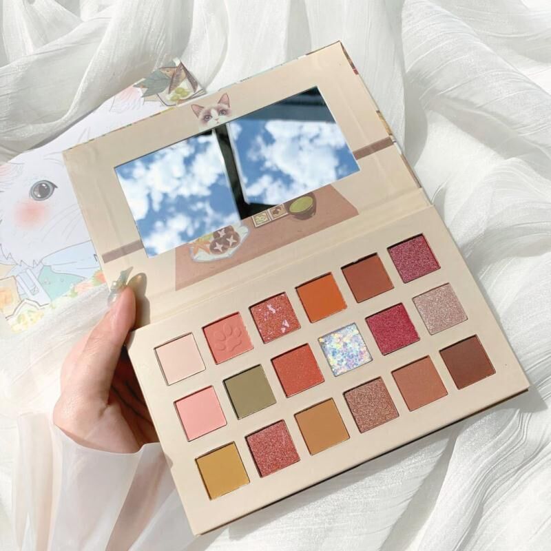 18 Color Cat Eyeshadow Palette ins pearlescent matte affordable eyeshadow palette for students is suitable for newbies