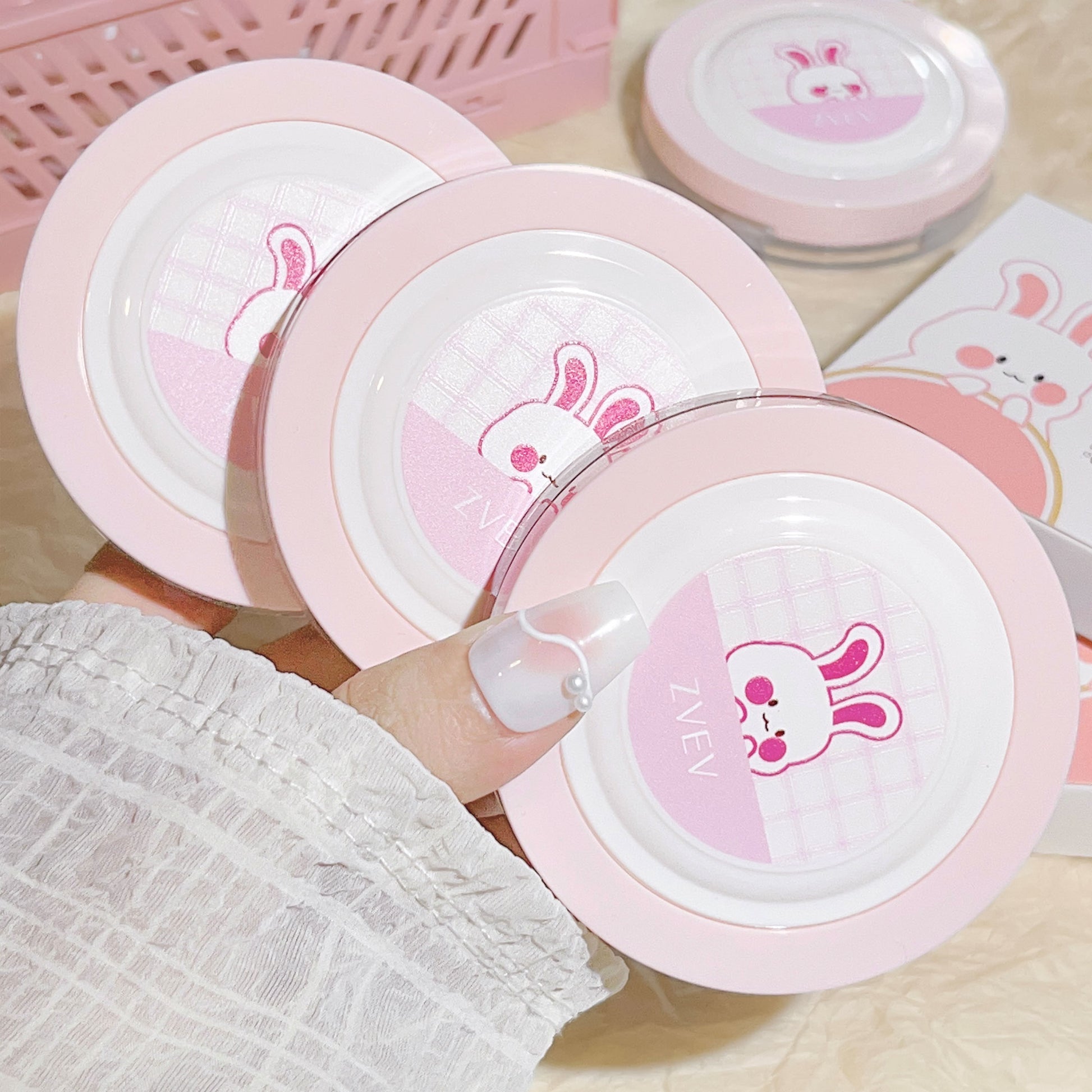 Flawless Matte Finish Face Powder - 4 Shades, Oil-Control & Seamless Setting for Medium Skin Tones, Includes Puff for Daily Wear