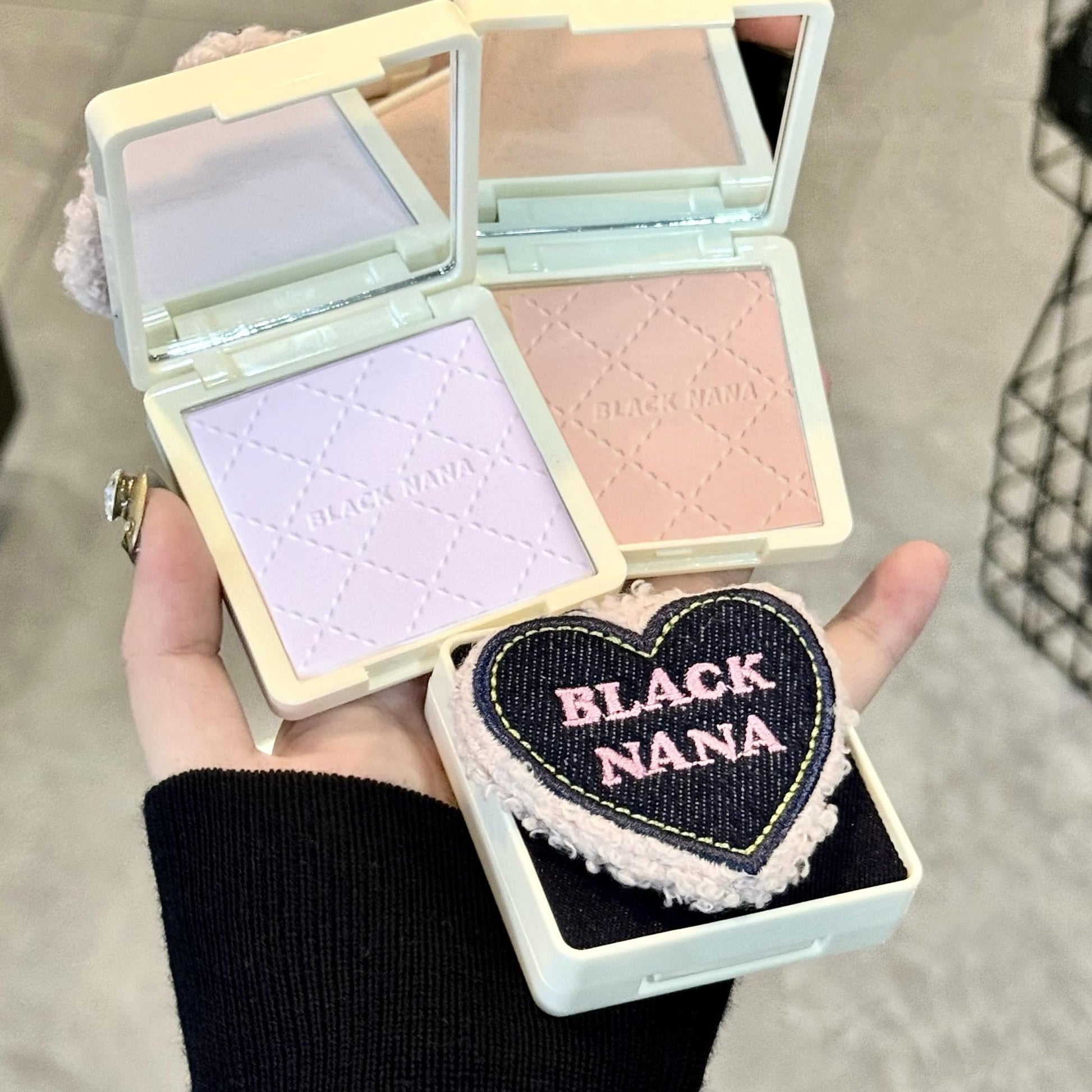 Denim Air Lock Makeup Powder  Makeup-setting and Long-lasting  Soft-focus Matte Naural Loose Powder