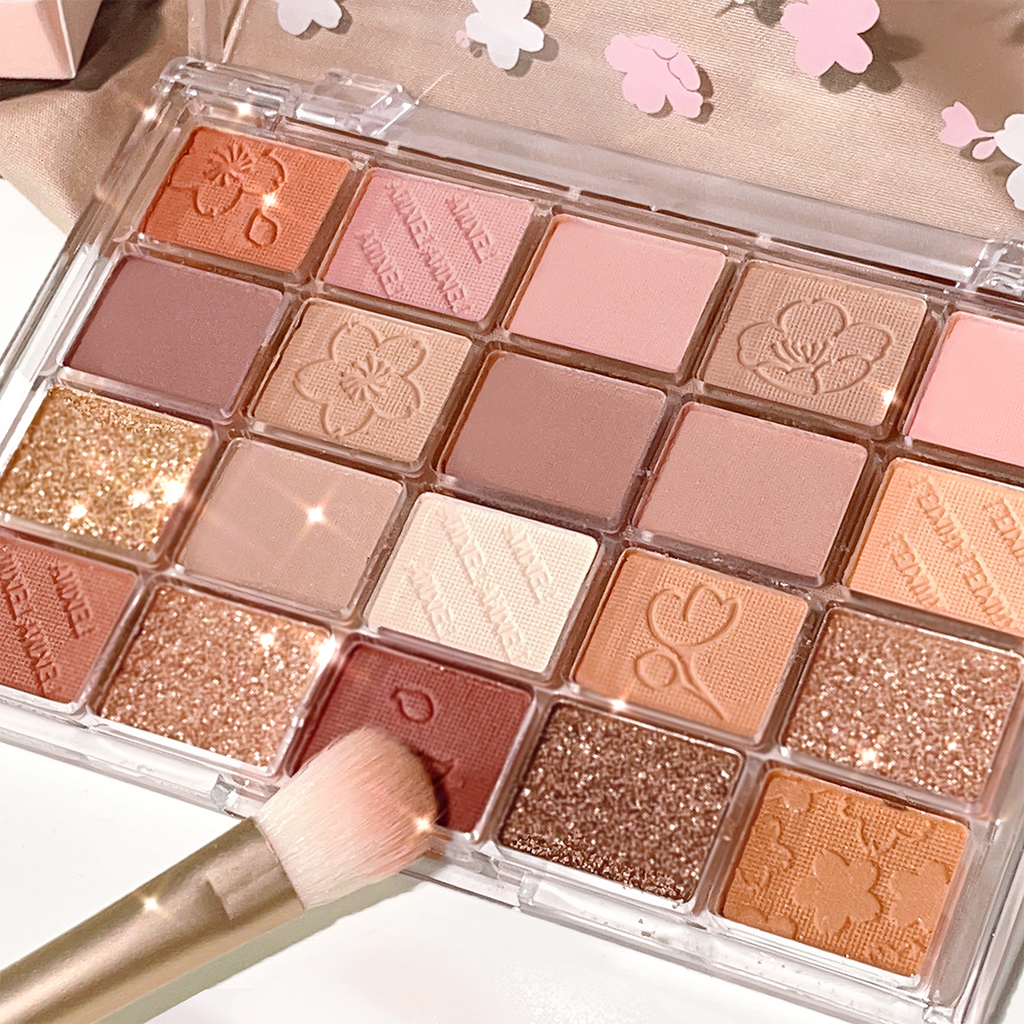 20-Color Eyeshadow Palette – Shimmer & Matte  Highly Pigmented  Blendable & Long-Lasting