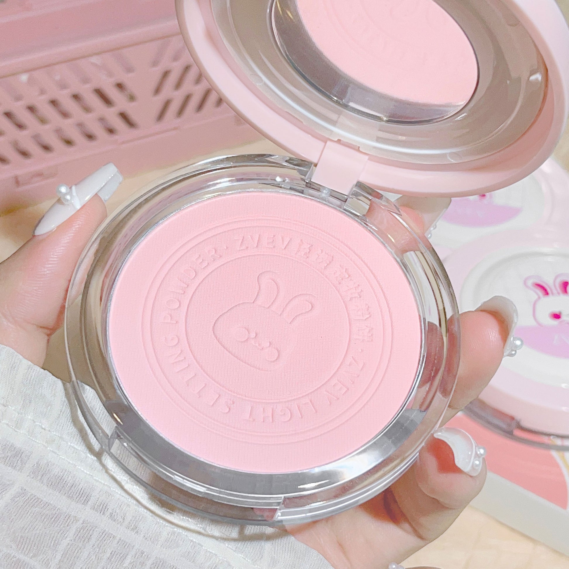 Flawless Matte Finish Face Powder - 4 Shades, Oil-Control & Seamless Setting for Medium Skin Tones, Includes Puff for Daily Wear