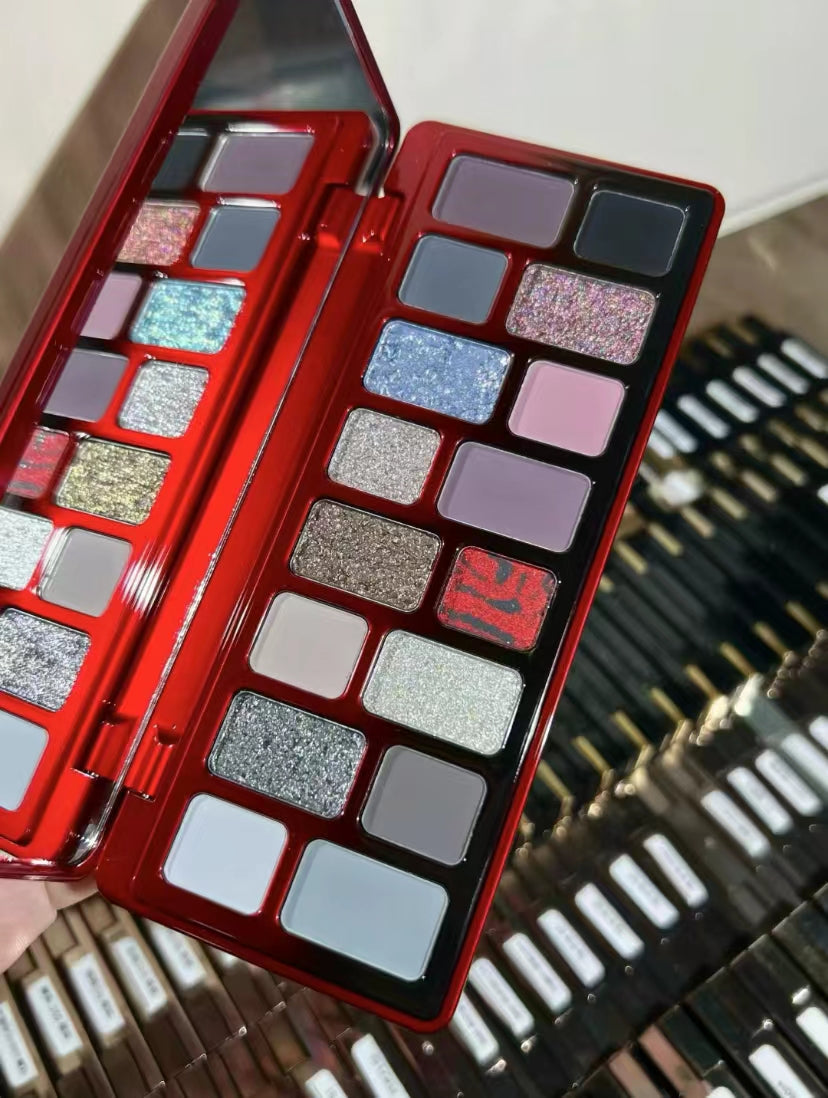 16 Color Eyeshadow Qianyan Plate Glitter Chamelon Matte Pearlescent Explosive Flash Plate Qian Yan Cowherd Sequins