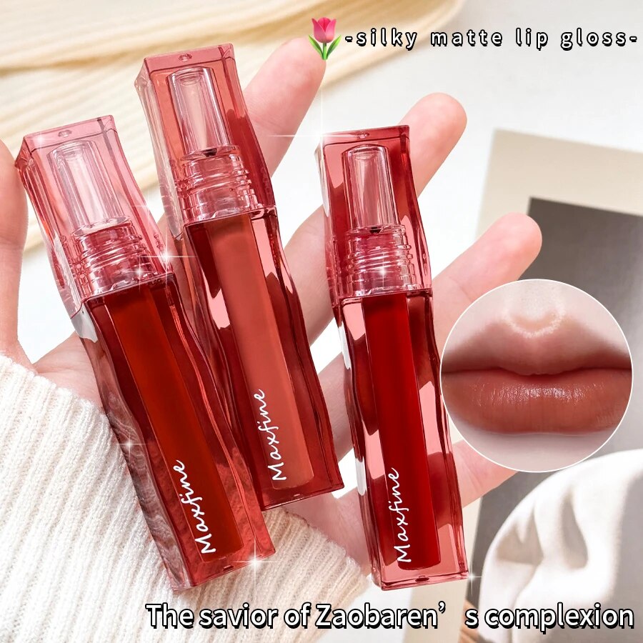 Moisturizing Highly Pigmented Liquid Lip Glosses Waterproof Long Wearing Non Stick Cup Lip Glaze