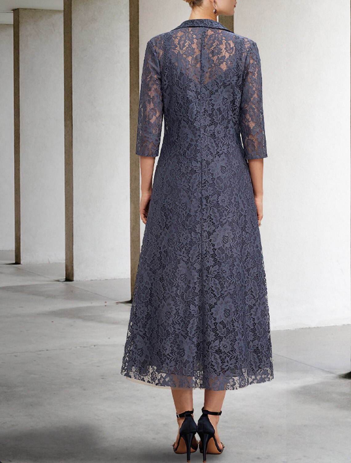 A-Line Mother of the Bride Dress Elegant V Neck Tea Length Chiffon Lace Sleeveless Jacket Dresses with Tier Solid Color