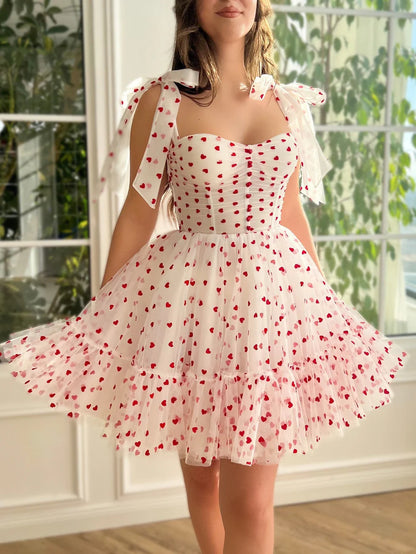 A Line Sweetheart Neck Tulle Homecoming Dresses
