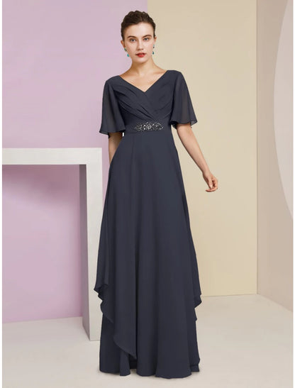 A-Line Mother of the Bride Dress Wedding Guest Elegant V Neck Floor Length Chiffon Short Sleeve with Crystal Brooch Ruching