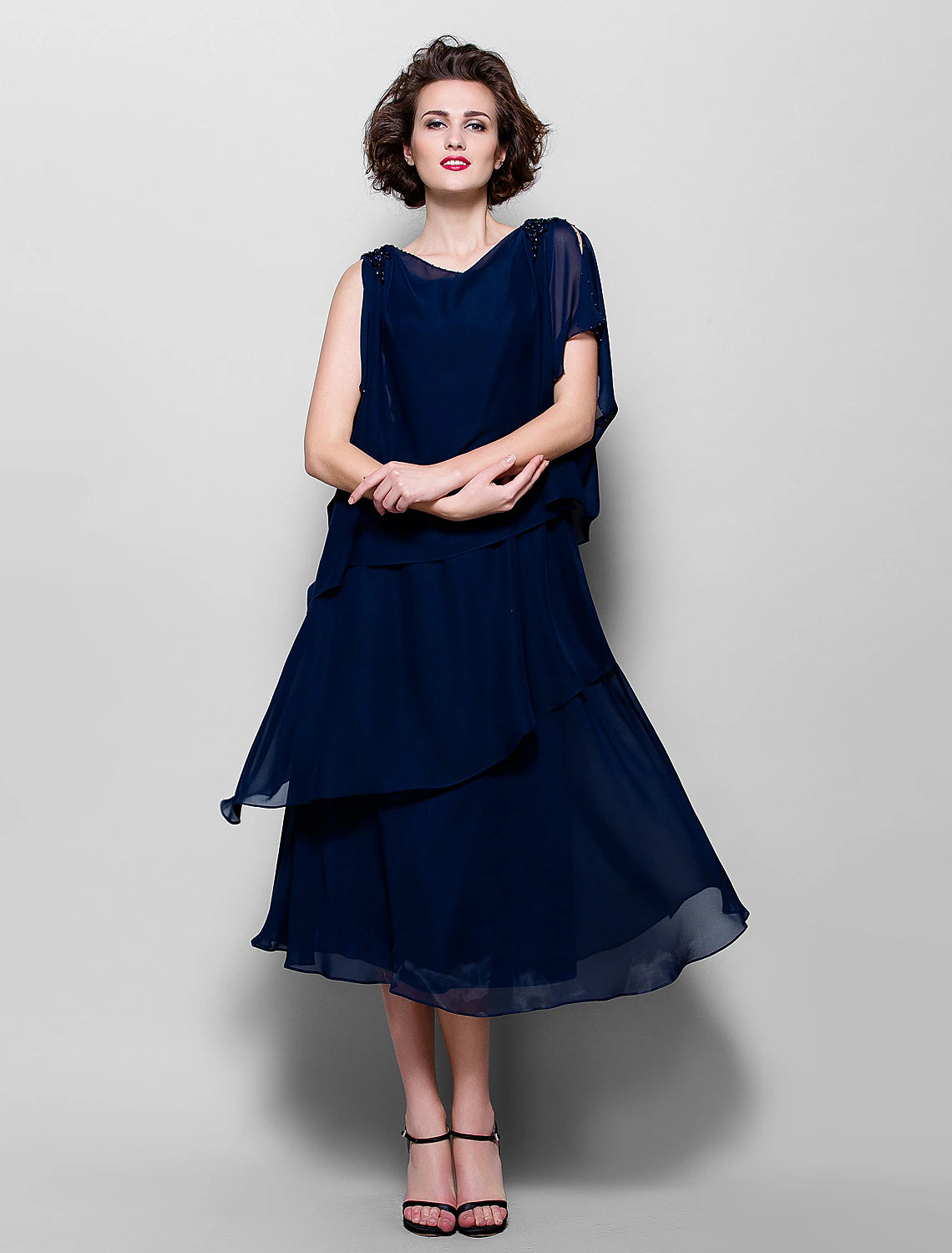 A-Line Mother of the Bride Dress Elegant Plus Size Cowl Neck Tea Length Chiffon Short Sleeve with Ruffles Crystal Brooch