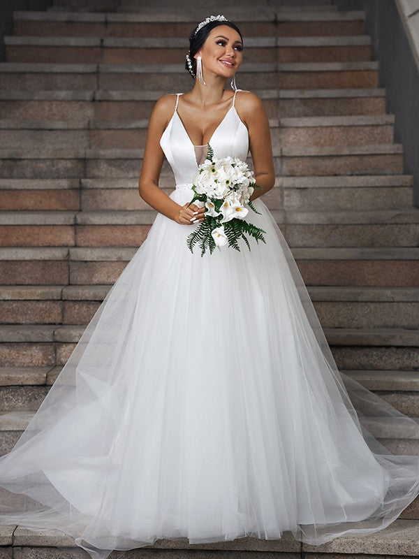 A-Line/Princess Tulle Ruffles V-neck Sleeveless Sweep/Brush Train Wedding Dresses