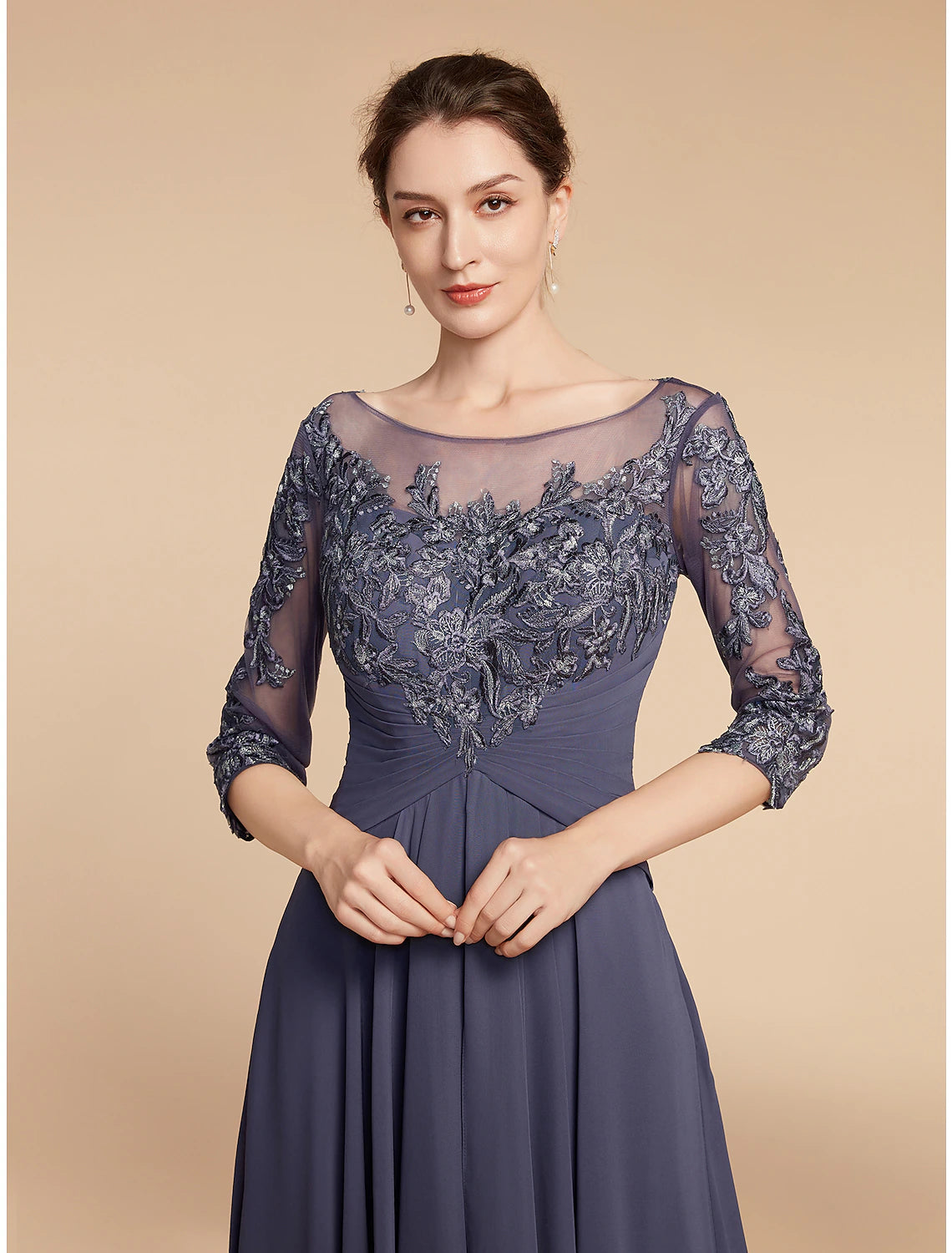 A-Line Mother of the Bride Dress Elegant V Neck Floor Length Chiffon Lace 3/4 Length Sleeve with Ruffles Appliques